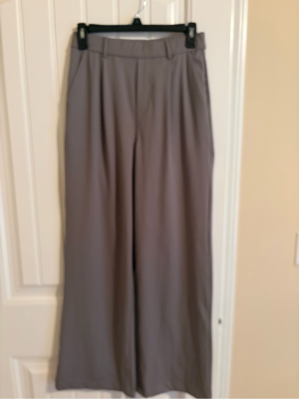 HALARA Wide Leg Pants in Gray NWOT